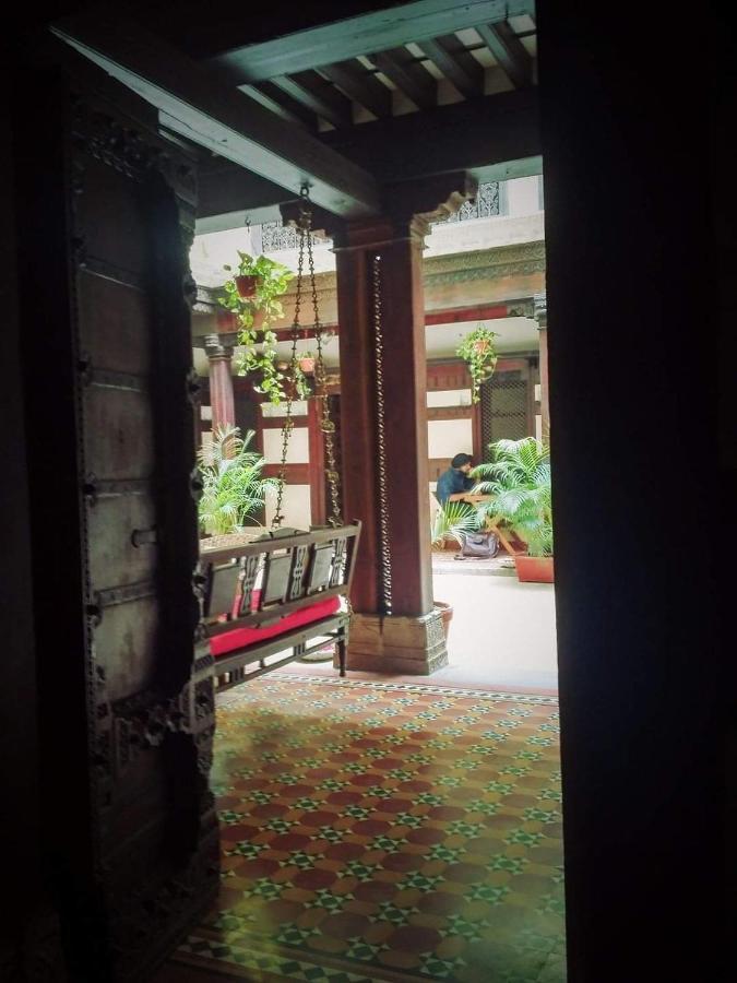 Deewanji Ni Haveli Bed & Breakfast Ahmedabad Exterior photo